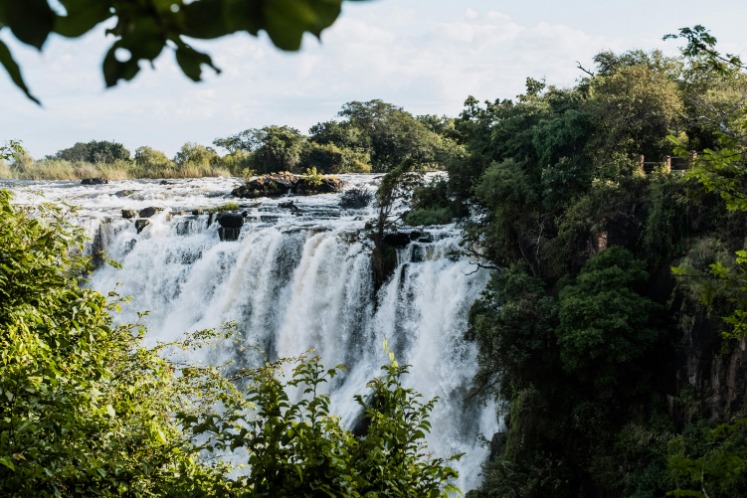 Bus to South Africa from Zambia: Routes, Costs, and Travel Tips