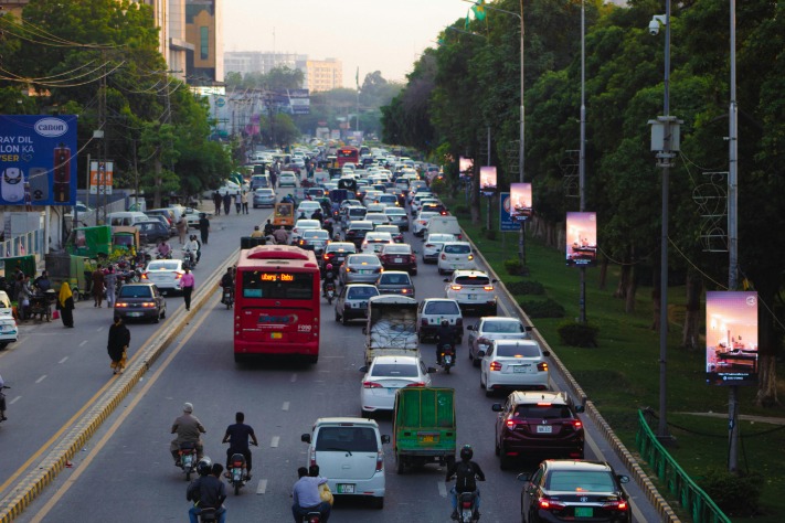 How to Find the Best Bus Travel Agency Near Me