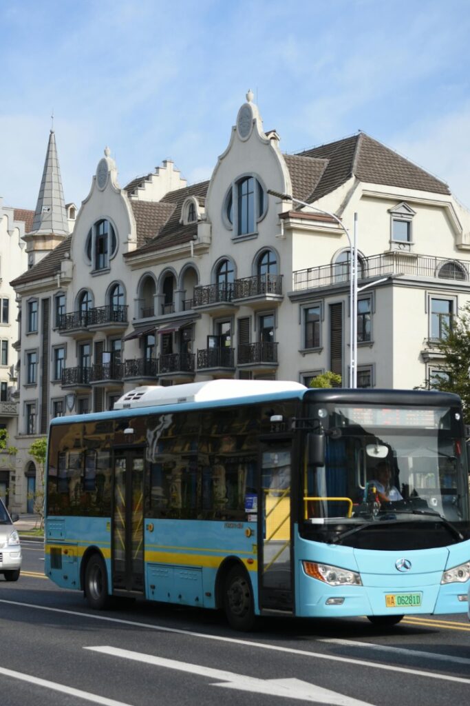 Dallas to Houston by Bus: Schedules, Fares, and Travel Tips